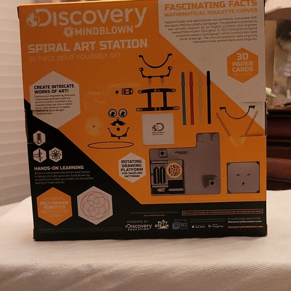 Discovery Spiral Art Station - Picture 2 of 3